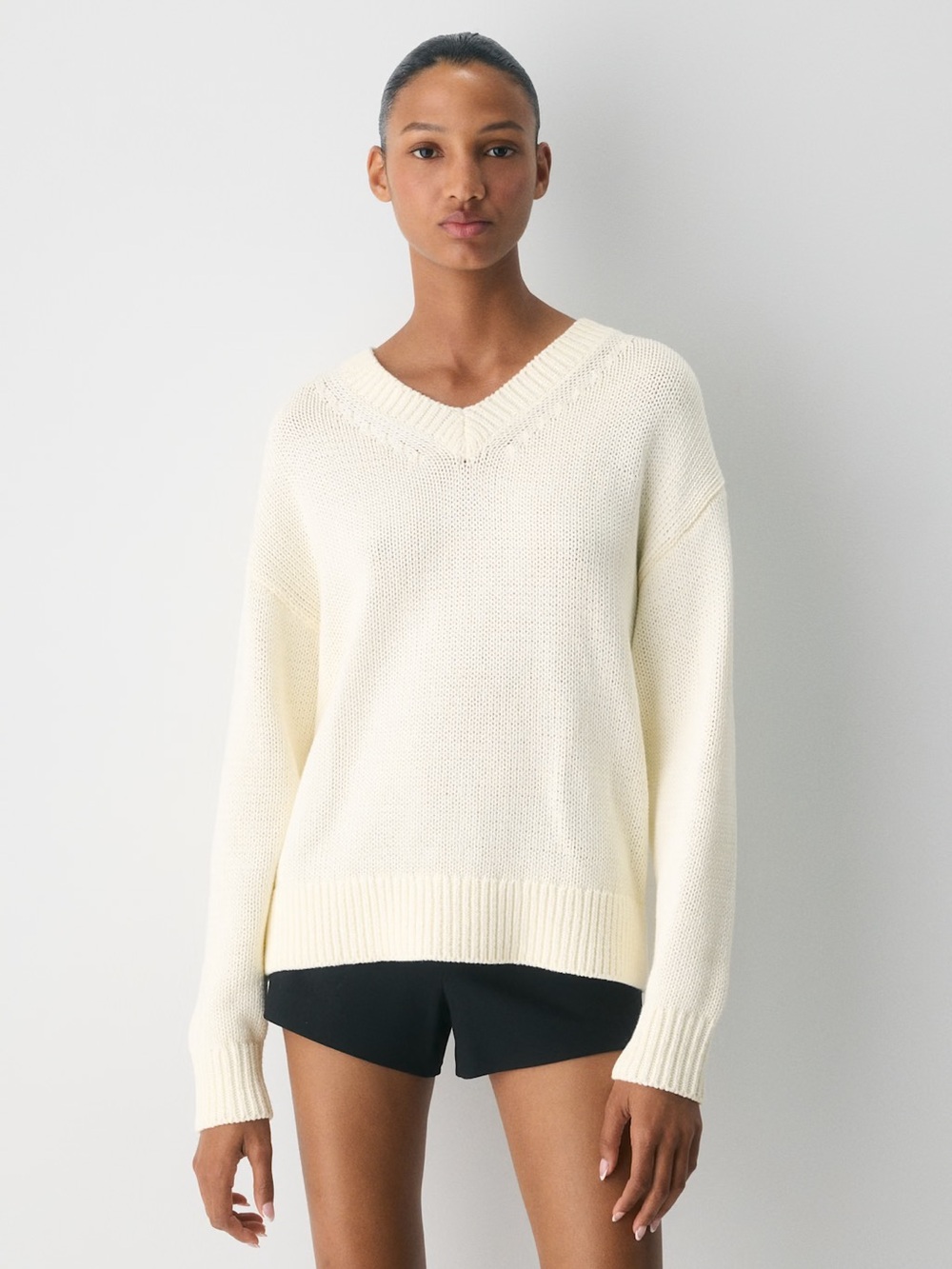 Wilfred Free Cream V-Neck Pullover Sweater - size S